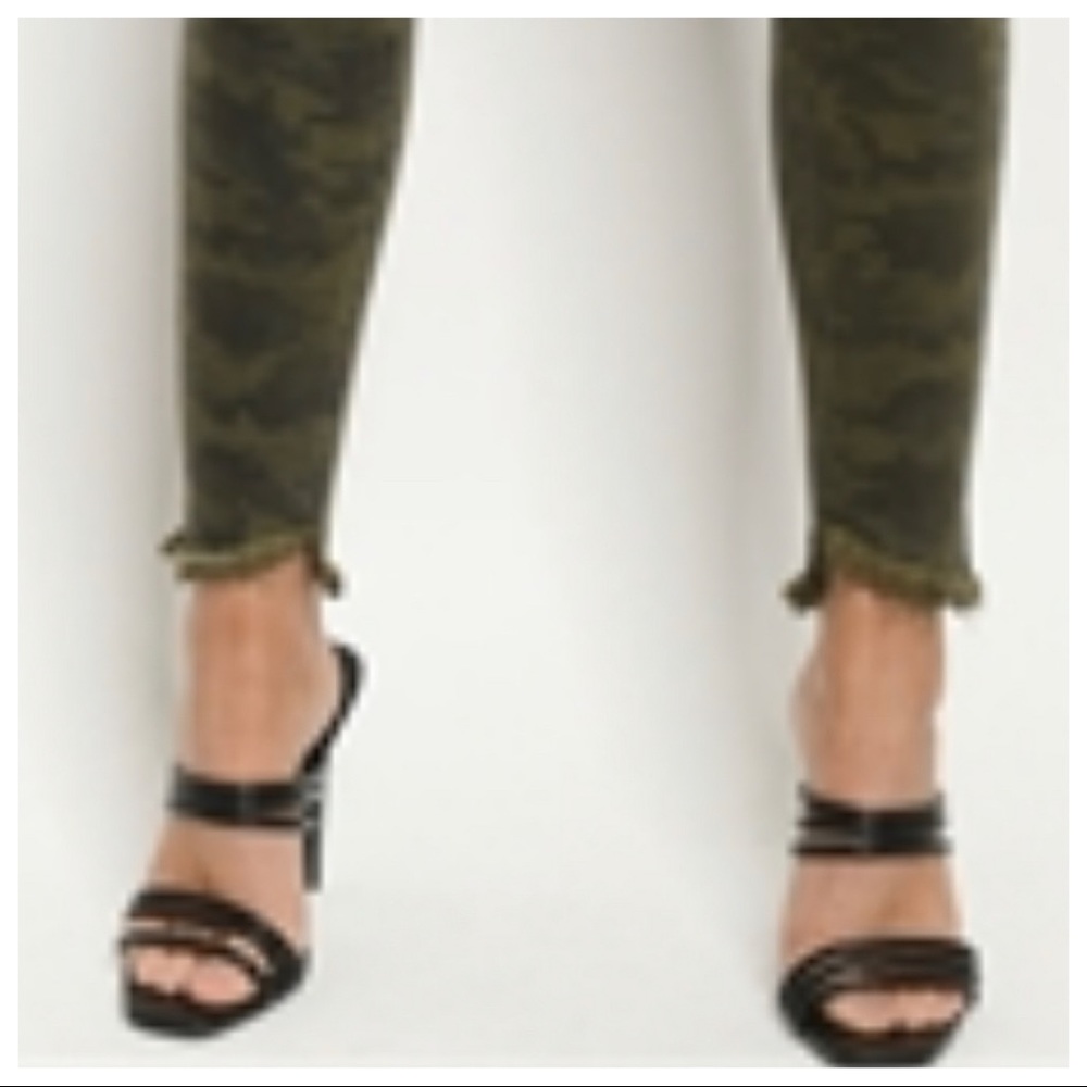 ✨LAST ONE✨CAMOUFLAGE FRAYED HEM CHIC SKINNY JEANS - Picture 8 of 12